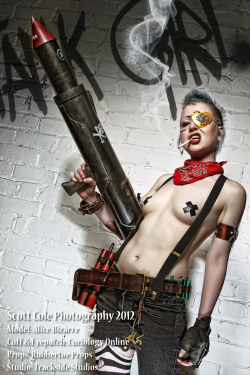 sophiepants:  alicebizarre:  Me as tank girl