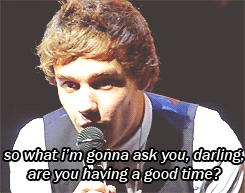 vashappeninniam:  the-charming-type:  liam pointing that it’s a fan’s first concert ever (c)  saying liam is cute is an understatement  