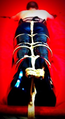 tinyepiphanies:  Big Black Boots &amp; rope with boy. Rope &amp; Photo: PocketSurprise 