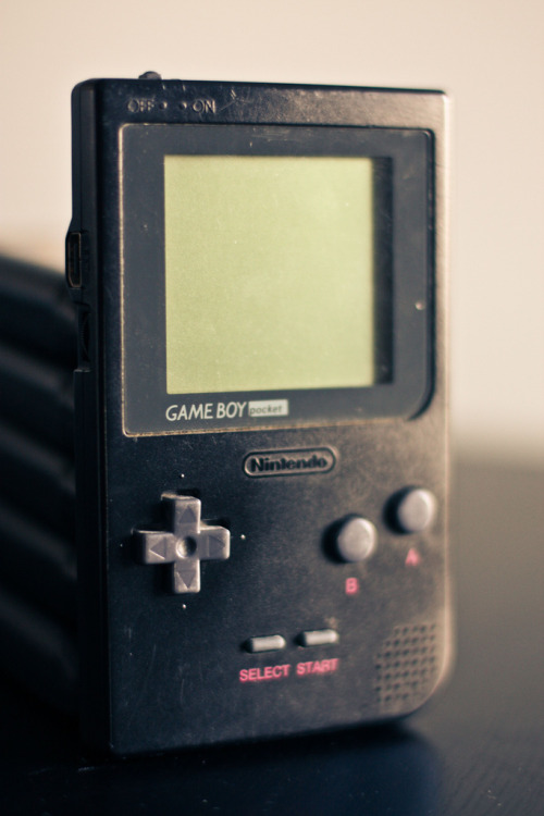 dotcore:  Nintendo Portables.by Jason O’Connell. 