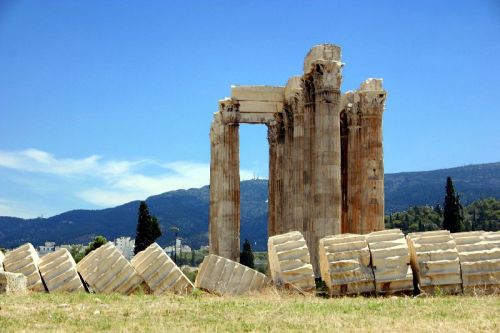 ancientpeoples: Zeus in Athens The patron goddess of Athens was Athena, but there were many other di