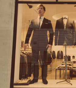 the-hedgehog-of-baskerville:  #i’d like one, thanks  #oh, a suit?  #no the mannequin  #but the mannequin is displa-  #i want the mannequin  #but ma’am -  #i want the mannequin  