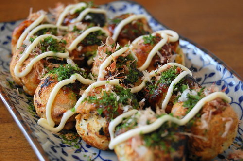 highsummonertemptress:  Takoyaki 