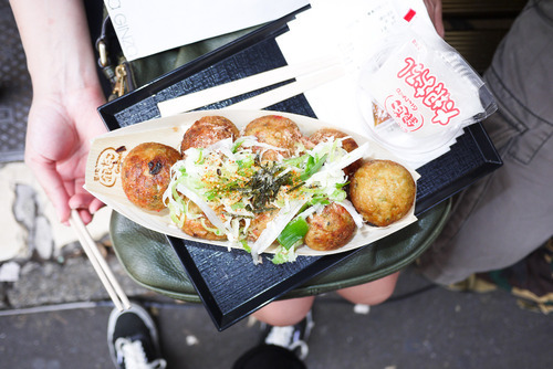highsummonertemptress:  Takoyaki 