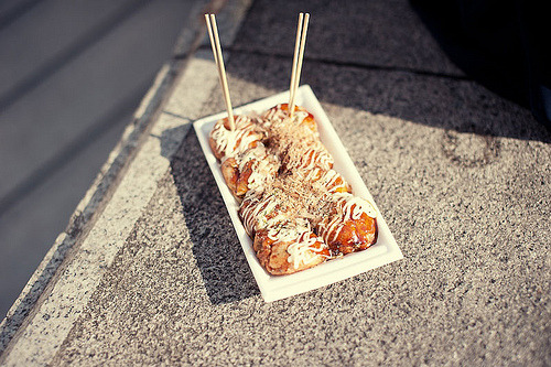 highsummonertemptress:  Takoyaki 