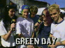 fuckyeah90sbands:  Green Day being interviewed