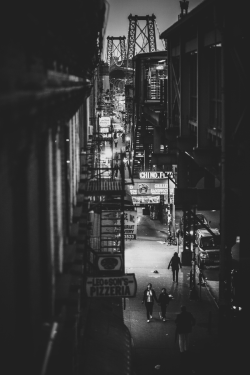 landyscape:  Williamsburg Bridge by Luc Kordas