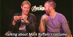 15 Day Chris Evans challenge → Day 10: Favorite Off-Screen Friendship: Chris Hemsworth I love too much this guys. <3