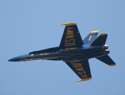 navyhistory:  US Navy Celebrates War of 1812 in Baltimore The city of Baltimore is currently putting on a “Star Spangled Sailabration” to remember the role it played during the war. Over the weekend, the U.S. Navy put on quite a show on the water