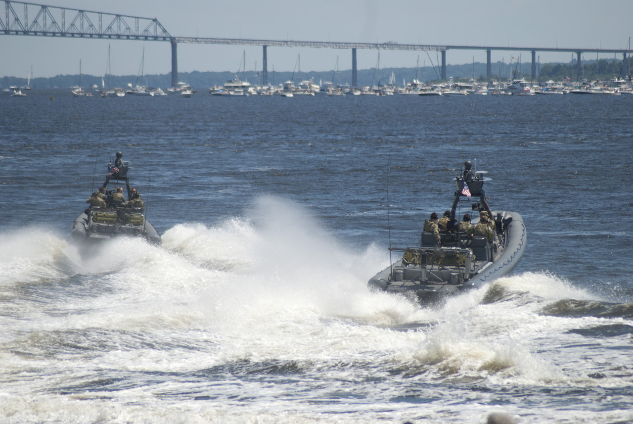 navyhistory:  US Navy Celebrates War of 1812 in Baltimore The city of Baltimore is