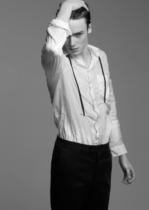 ilikesowhat:  Dorian Jespers 