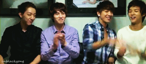 cnblackyong:  High 5!!!  