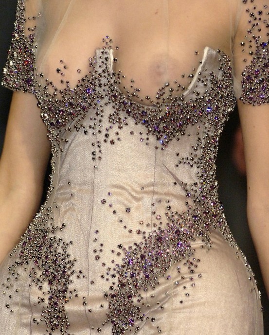 froufroufashionista:  (via Faire Frou Frou ♥’s LINGERIE ♥ / FFF) 