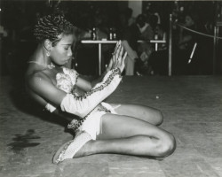 holdthisphoto:  Unidentified dancer performs