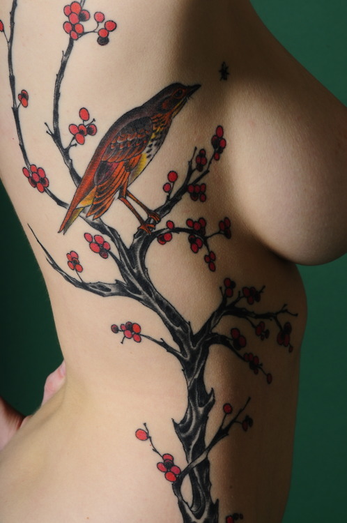 That tattoo and that body are sooo sexy!! adult photos