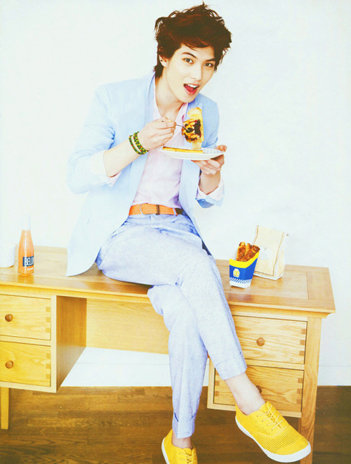 codenameburning:  [10-11/50] → Lee Jonghyun 