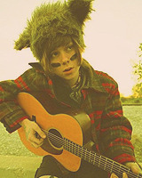 venu-ss-blog:   9 pictures of christofer drew -&gt; Hats 