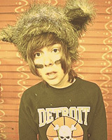 venu-ss-blog:   9 pictures of christofer drew -&gt; Hats 