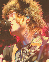 venu-ss-blog:   9 pictures of christofer drew -&gt; Hats 