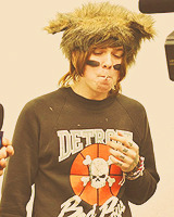 venu-ss-blog:   9 pictures of christofer drew -&gt; Hats 