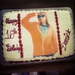 My brother’s cake lololol 🎂 (Taken