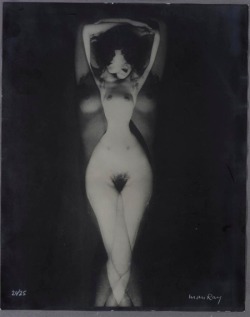 hoodoothatvoodoo:  Man Ray 1932 