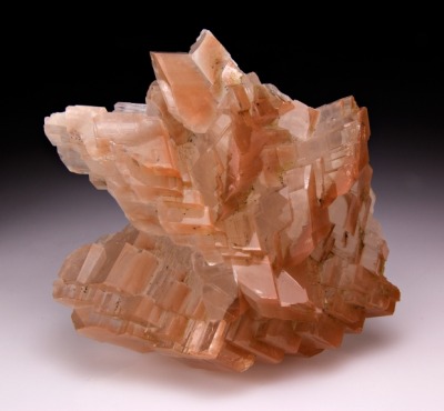 mineralia:
“Calcite from Namibia
by Dan Weinrich
”