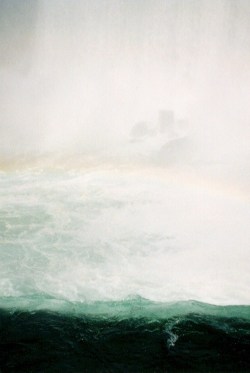 silentlyyell:  Niagara Falls 