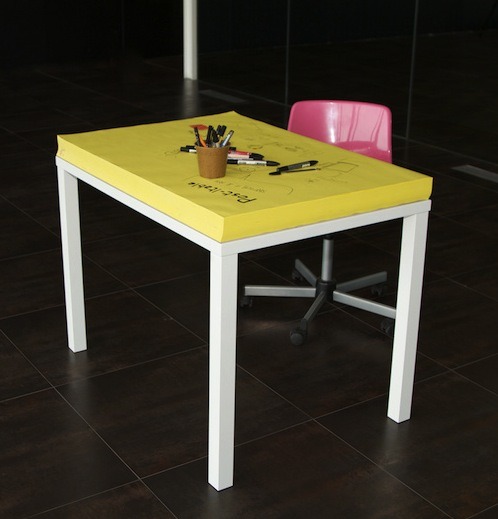 architizer:  The ‘Post-Itable’ Turns Your Work Desk into One Giant Sticky Note