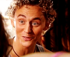castielisdeansbaby:   Tom Hiddleston ►TV Series: Suburban Shootout  + bonus gif!