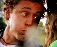 castielisdeansbaby:   Tom Hiddleston ►TV Series: Suburban Shootout  + bonus gif!