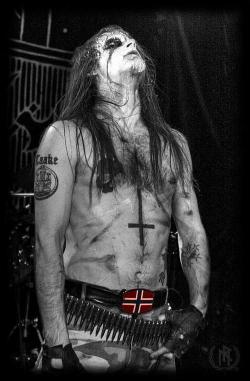 de-mysteriis-dom-sathanas:  Taake 