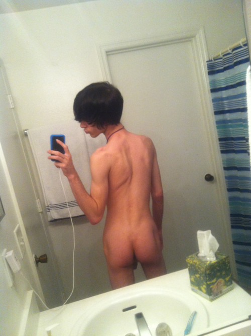 twinkynudeboy:  Does anybody know this cute porn pictures