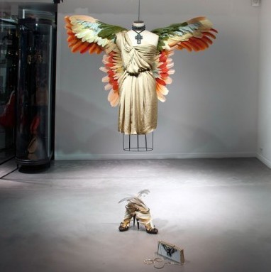 Lanvin store windows at their store in Paris. Seen at Trendland here. I find these ph