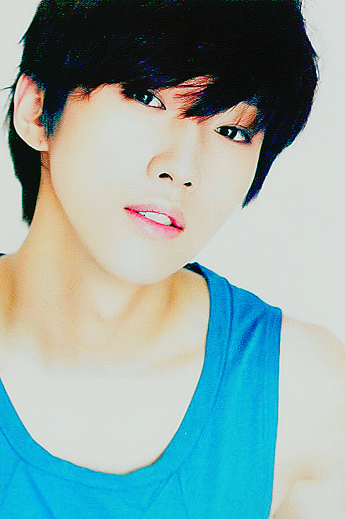 oshiete-te-te:   Jiyoung is so hot. ♥ 