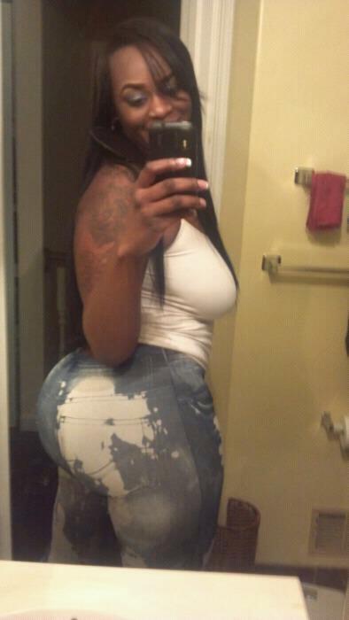 legendsoftna:  LEGENDSOFTNA©:  Thick Homegrown#TeamSexyLegends™  Click here for more Legendary Ladies 