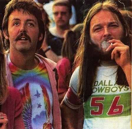 studyinrain: Paul McCartney and David Gilmour at a Led Zeppelin concert
