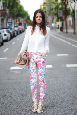 what-do-i-wear:  Pants: Zara (new collection), Bag: Balenciaga, Ring: YSL, Shirt: Zara (new collection), Shoes: Zara, Bracelets: Aristocrazy and Tiffany &amp; Co (image: fashionvibe)