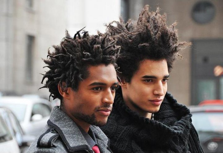 the-luscious-curlbombs:
“ thefreshmanwear:
“ Thiago Santos and Luis Borges. Me and my best friend’s hair-spirations.
”
http://the-luscious-curlbombs.tumblr.com/
”