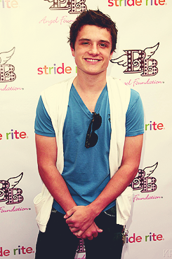 ginervas:  89&amp;90/100 [✖] Josh Hutcherson 