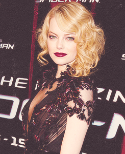 thebeautyofsolitude:  Emma Stone | ‘The Amazing Spider-Man’ French Premiere [19.06.2012] 