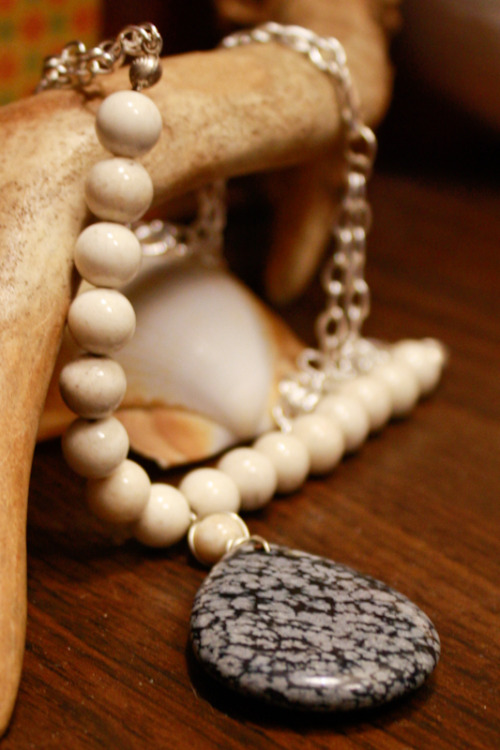 Alabaster And Snowflake Obsidian Necklace