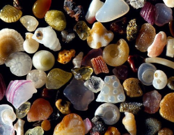 beaudelish:  Sand magnified at 250 times. Beautiful! 