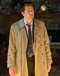 Cumberpatchkid:  Spn-Hp-Love:  Trench Coats: Officially The Sexiest Thing To Have