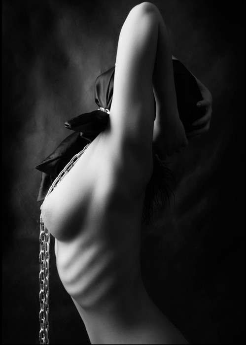 Restraint