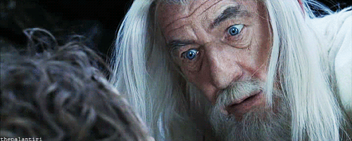 hobbitsplease:  thepalantiri:  “Look at me…What did you see?”   