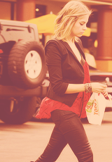 emaras-deactivated20121203:  one hundred flawless people → 3) ashley benson  I really, really love her.