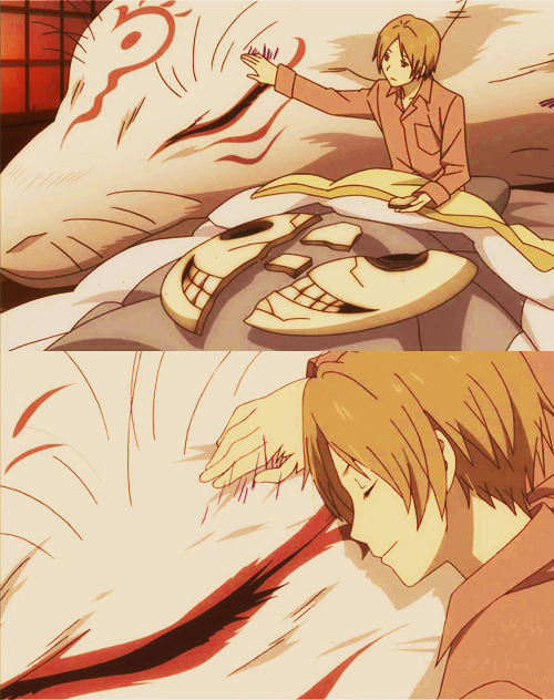 mirrorneuron: “You go back to sleep, Touko will yell at you.” “Thank you, Nyanko-s