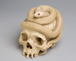 hogmine:  Early to mid 19th century, Ivory,