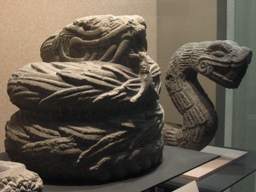 cosmicportal:Aztec feathered Serpents
